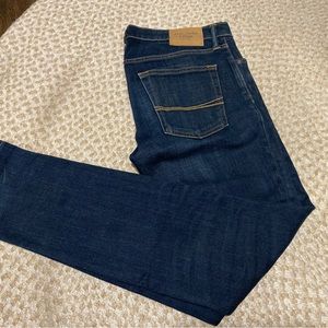 ABERCROMBIE & FITCH Straight Leg Jeans 32/32
